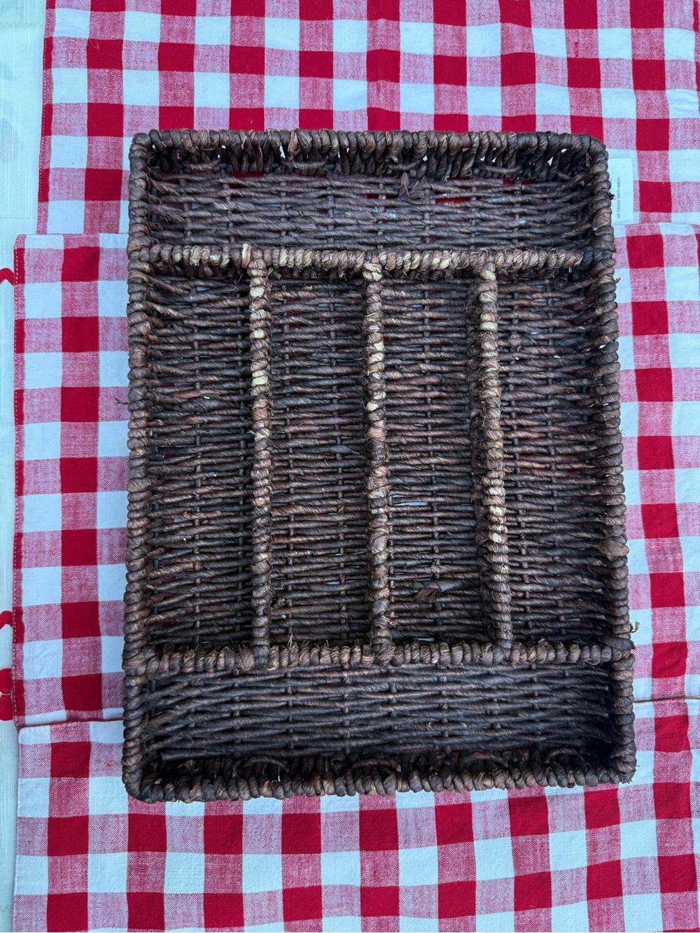 Woven Dark Brown Utensil Organizer 16X12 inch 
Pre-owned good condition + gift .